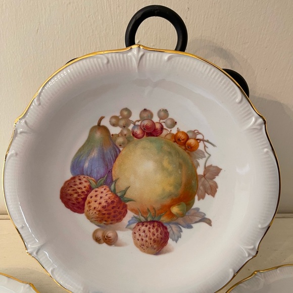 Vintage Schumann Arzberg Germany Set of 3 Fruit Plates - Picture 2 of 5